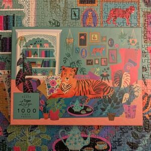 Elena Essex 1000 Piece Puzzle -Tiger Lounge